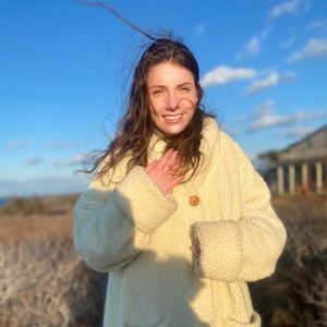 Meet your Posher, Jamilyn